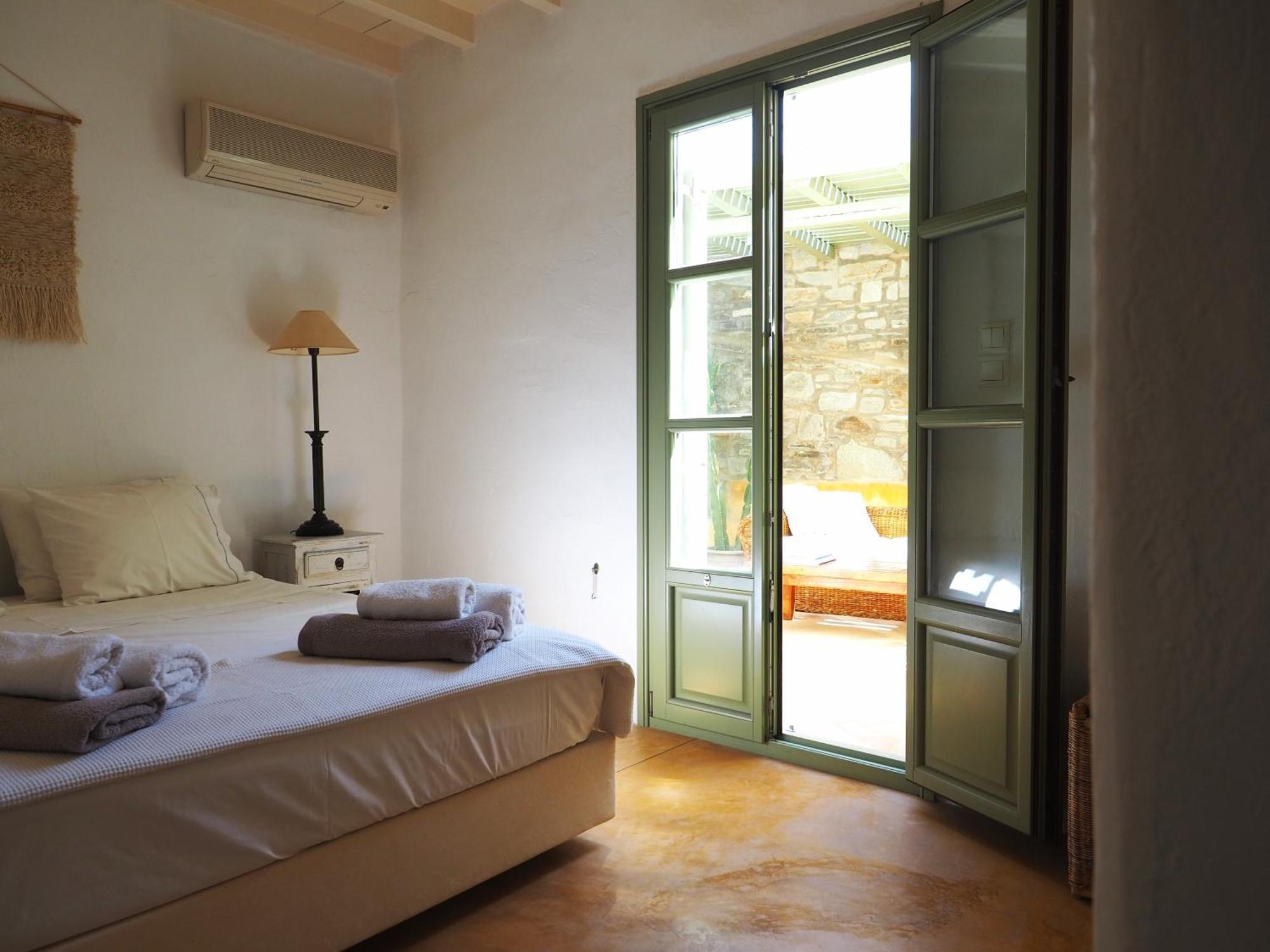 Ochre Dream, Beach Front & Sunset Villa Naousa Exterior photo