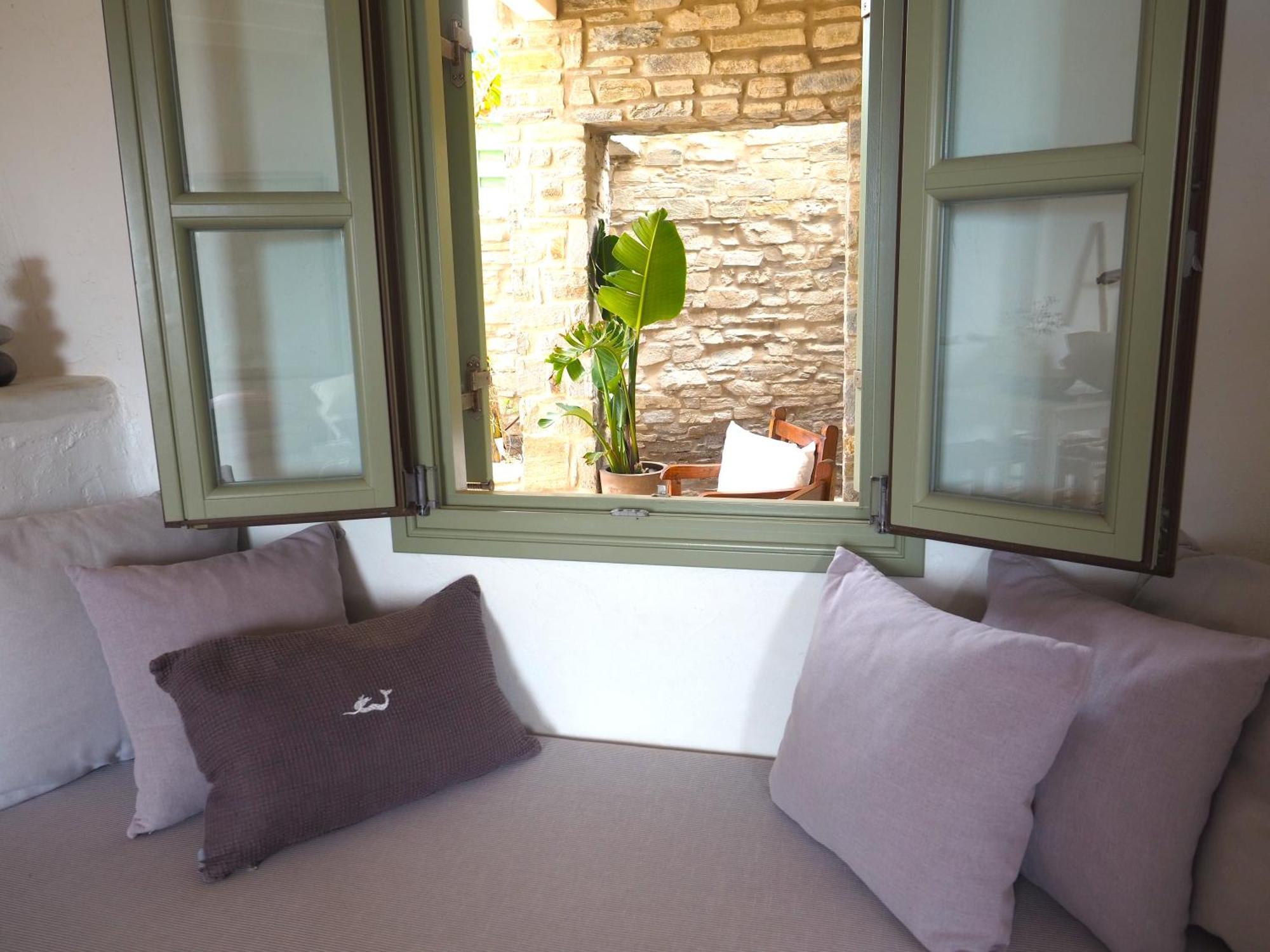 Ochre Dream, Beach Front & Sunset Villa Naousa Room photo